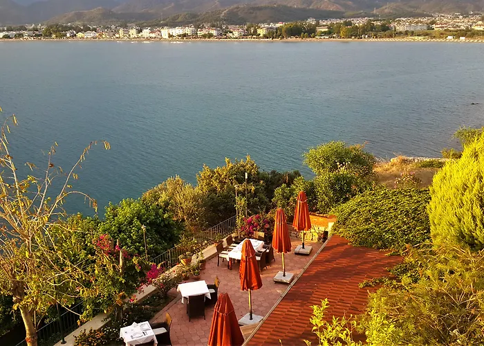 Ece Sovalye Island Hotel 3*