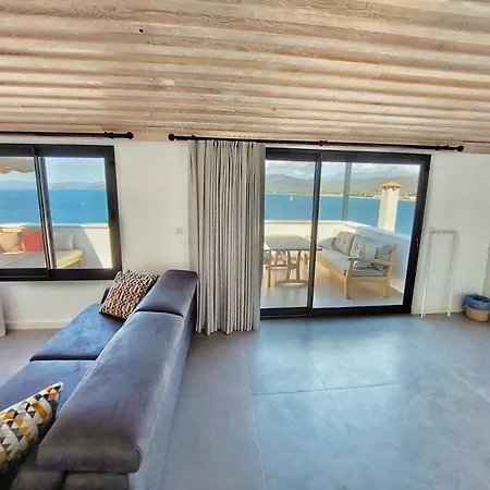 Ece Sovalye Island Hotel
