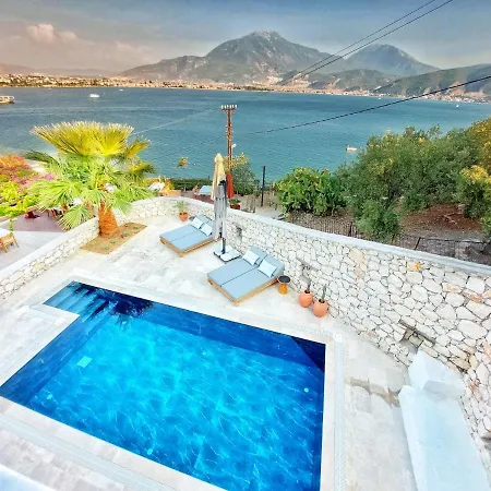 Ece Sovalye Island מלון