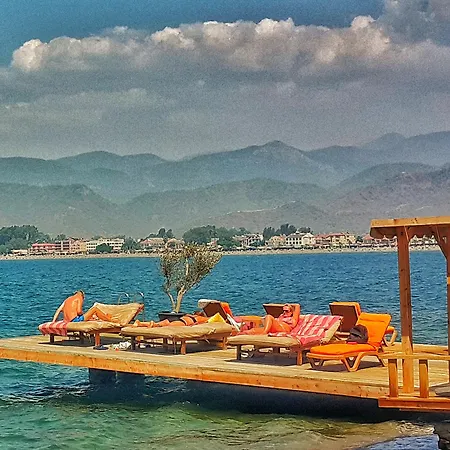 Ece Sovalye Island מלון 3*