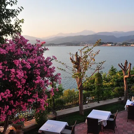 Ece Sovalye Island 3*