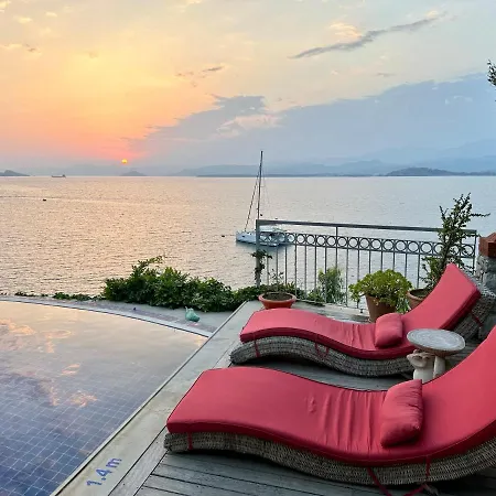 Ece Sovalye Island Hotell