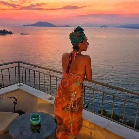 Ece Sovalye Island ホテル 3*