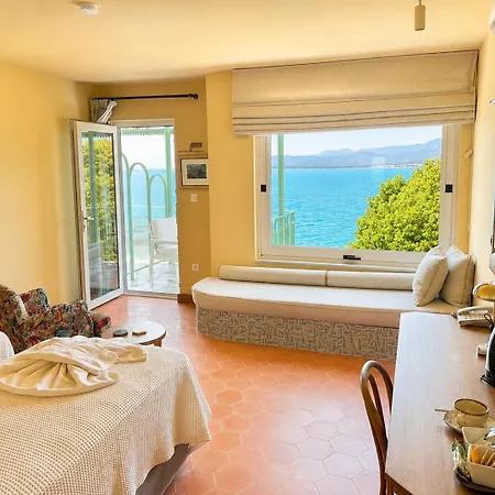 מלון Ece Sovalye Island 3*