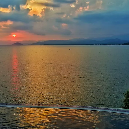 Ece Sovalye Island Hotel 3*