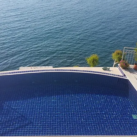 Ece Sovalye Island מלון פאטהיה