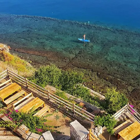 Ece Sovalye Island Hotell 3*