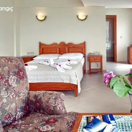 Ece Sovalye Island Hotel 4*