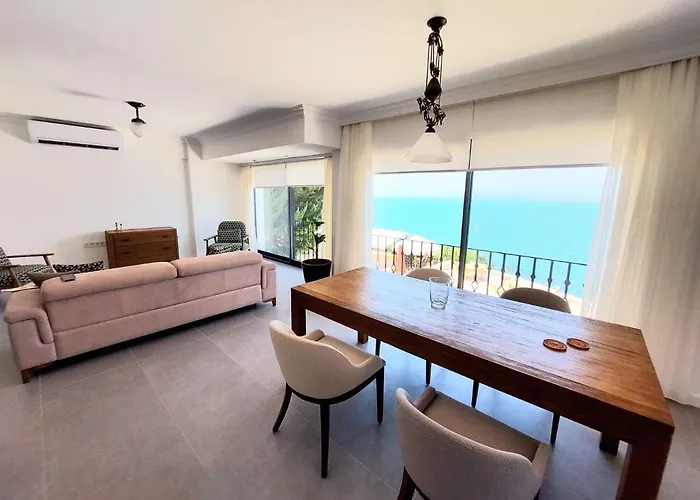 Ece Sovalye Island Hotel