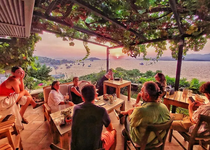 Hotel Ece Sovalye Island