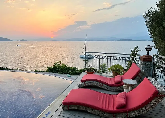 Ece Sovalye Island Hotel