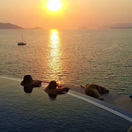 Hotel Ece Sovalye Island 3*