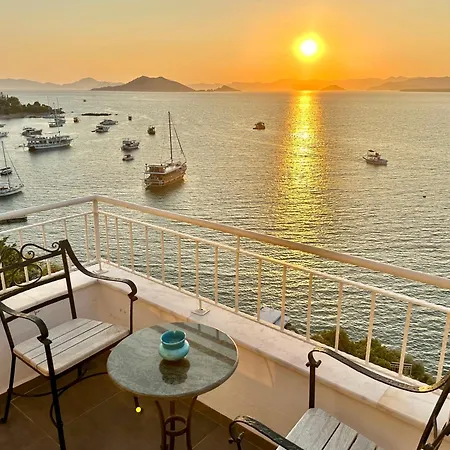 Ece Sovalye Island 3* Fethiye