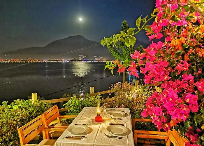 Ece Sovalye Island Hotel 3*