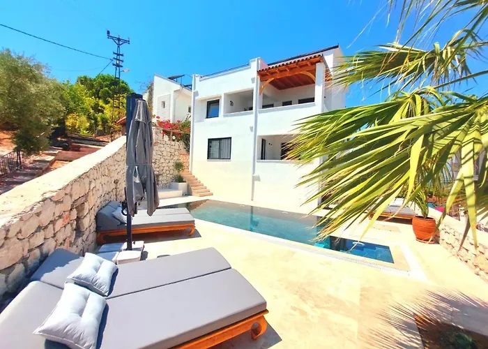 Ece Sovalye Island 3*